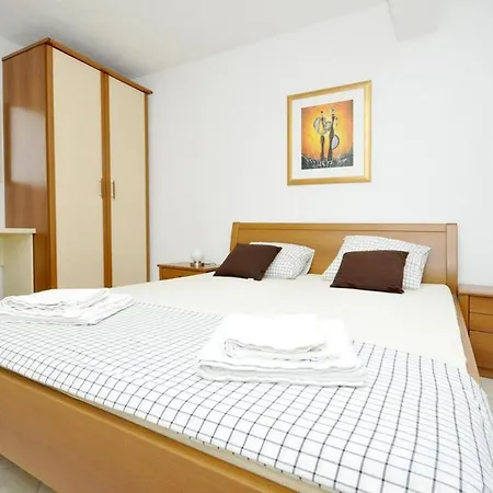 Moonlight Apartament *